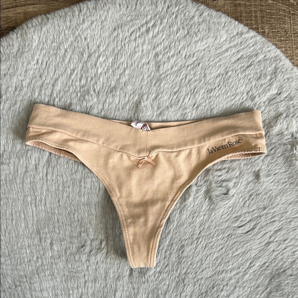 La Vie En Rose Thong Panty XS